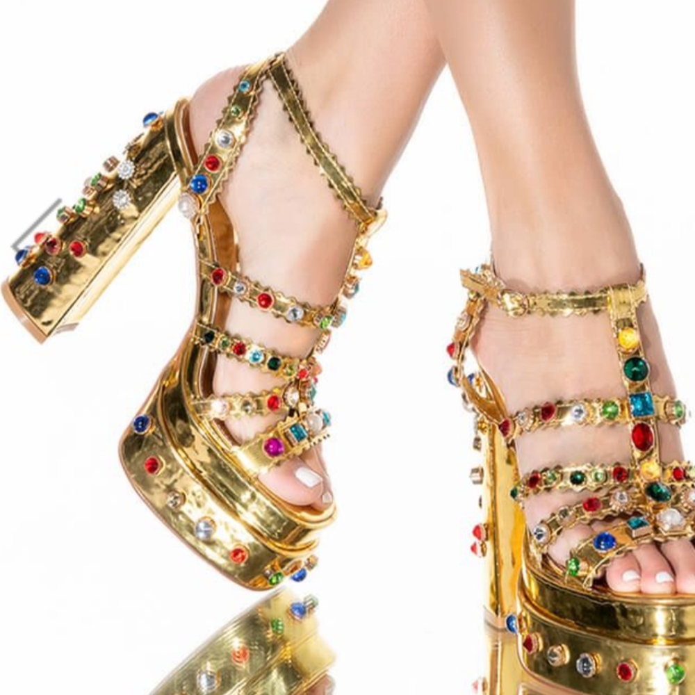 Genie In A Bottle Chunky Sandals ln Gold. Size 10. By: A. Wang